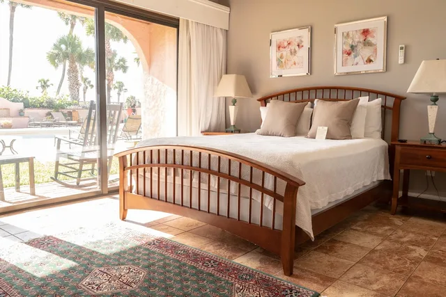 Standard, Pool View, Garden Area، INN AT COCOA BEACH 4/4