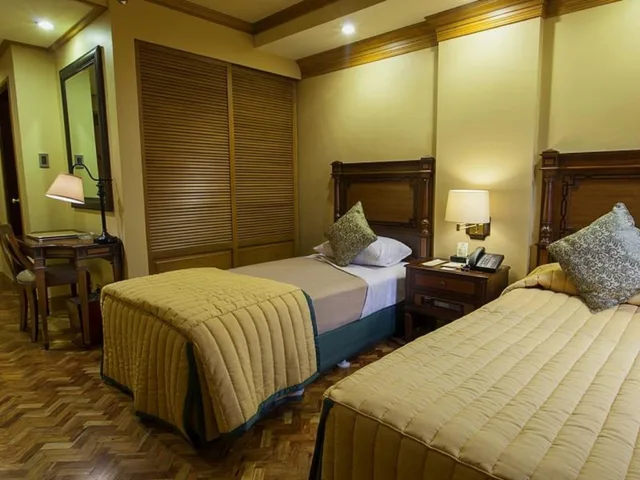 غرفة قياسية بسرير مزدوج أو سريرين منفصلين، Herald Suites 1/3