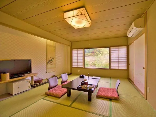 Japanese, Tsuchiyu Onsen Harumiya Ryokan 1/1