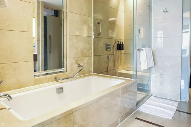 غرفة سوبيريور بسرير كينج بإطلالة على المدينة، Sheraton Jinan Hotel 7/7
