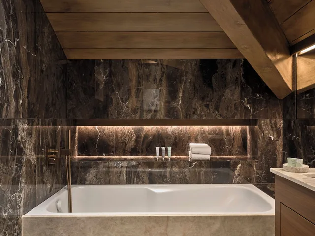 بنتهاوس بسريرين كينج، Lodge Park 3/4