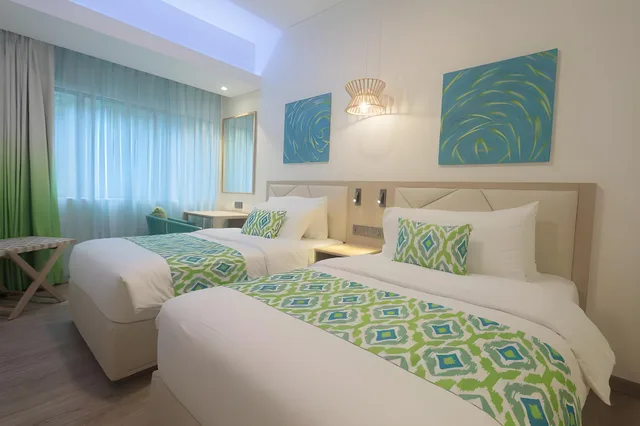 Superior, Twin Beds, Lime Resort El Nido 1/2