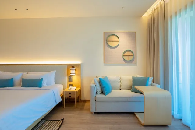 Room, King Bed, Sea View, Large, Deluxe Building، Kc Grande Resort and Spa 10/10