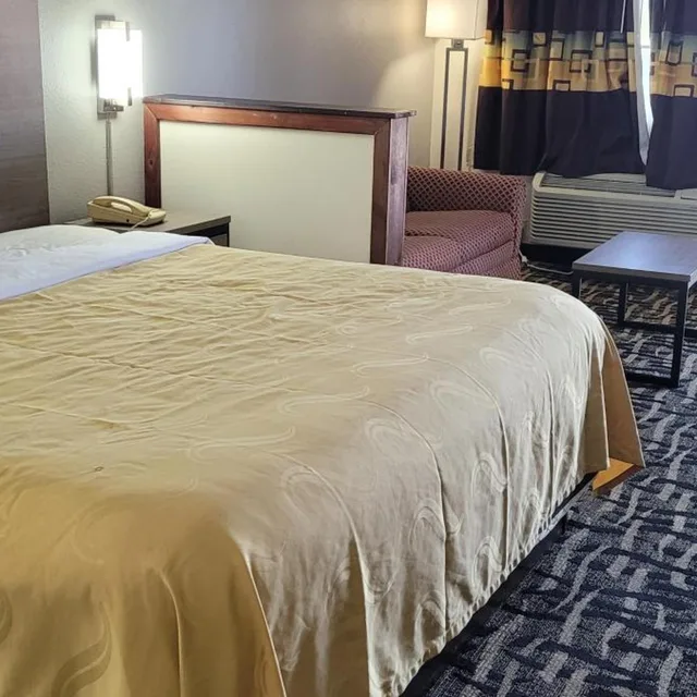 1 King Bed - Smoking, Micfridge، Motel6 Jackson, MS - Southwest 4/10