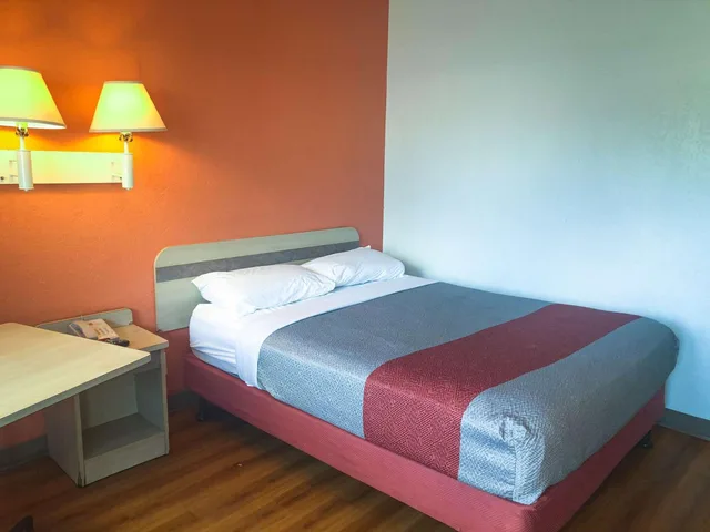 غرفة سوبيريور بسرير مزدوج، Motel6 Jacksonville, FL - Orange Park 7/10
