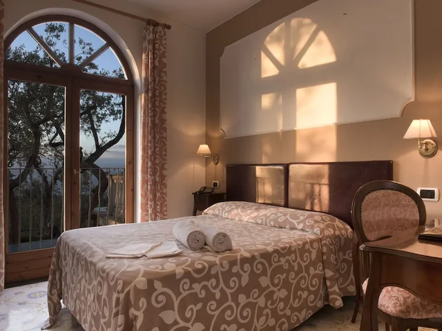 جناح بسرير مزدوج، Villa Giovanna 2/3