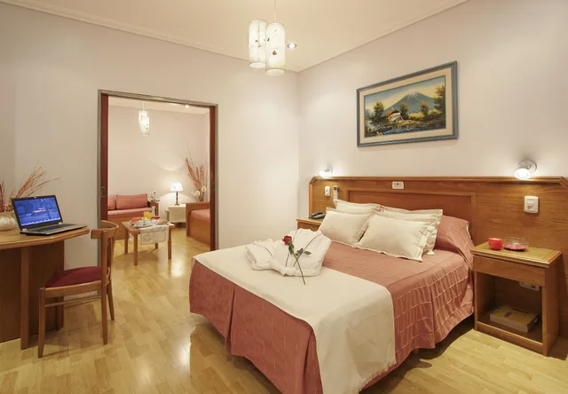جناح رباعي بأربعة أسرّة، GRAN HOTEL DE LA PAIX 2/2
