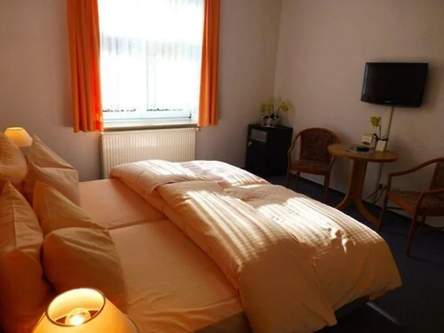 Business, Double or Twin Bed, Parkhotel Waldschlösschen 5/10