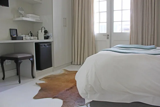 غرفة قياسية بسرير كوين بشرفة، Long Street Boutique Hotel 2/3