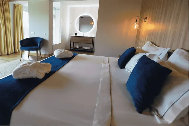غرفة بسريرين كينج مع أريكة، Agua Hotels Mondim De Basto 6/8