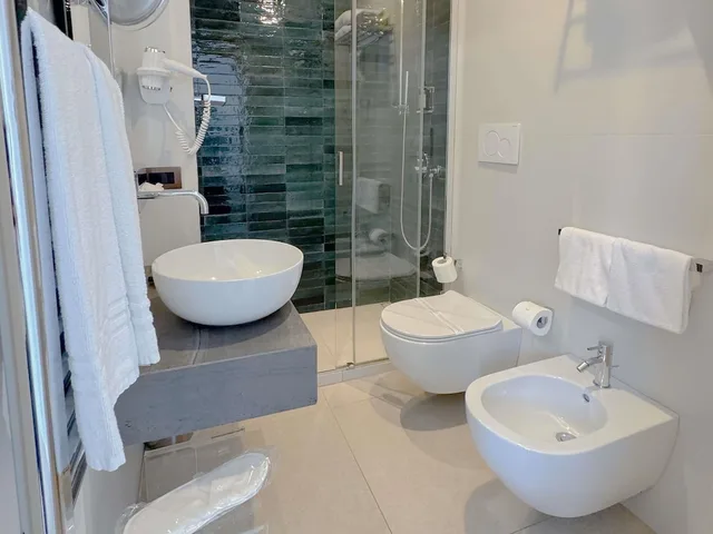 غرفة ديلوكس بسرير كوين بإطلالة على البحر لذوي الإعاقة، Splendid Hotel Taormina 4/4