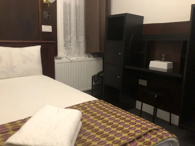 غرفة بسرير مزدوج، Plaza London Hotel 8/10