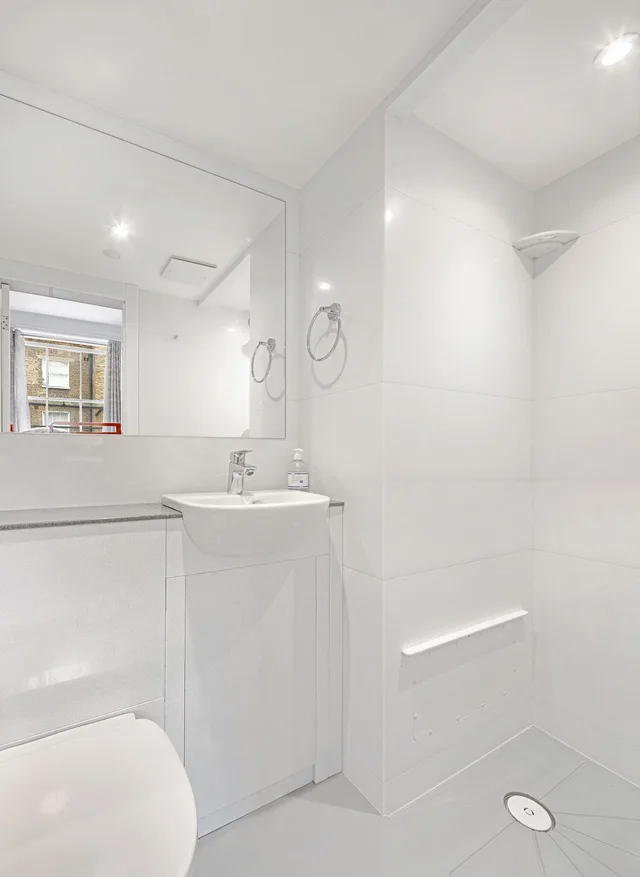 Mixed Dorm, Basic, 9 Beds، Astor Kensington Hostel 2/2