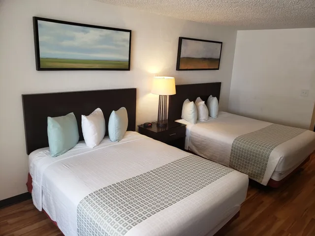 غرفة ديلوكس بسريرين كوين بمطبخ صغير، Flamingo Inn 4/9