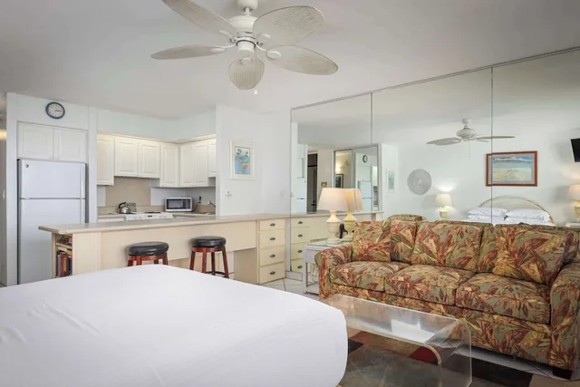 Studio, Queen Bed, Ocean Front، Aston At Papakea Resort 2/3