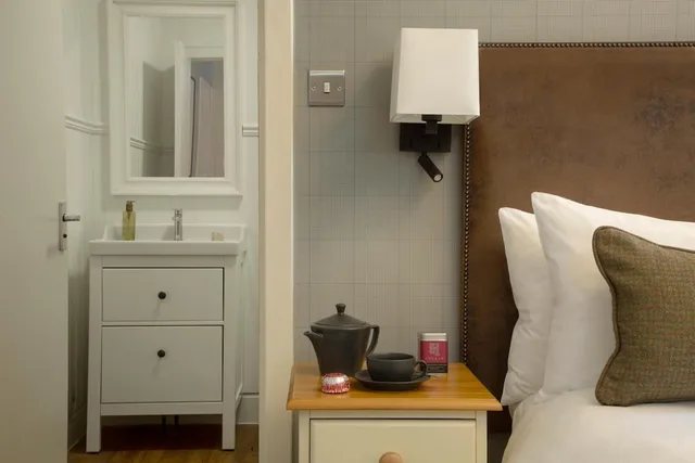 غرفة كلاسيكية بسرير مزدوج، Glencoe Inn 5/7