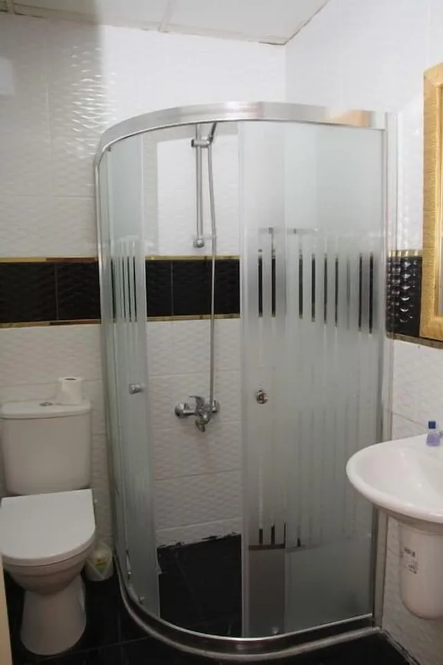 غرفة قياسية ثلاثية بثلاثة أسرّة، Vatan Hotel 1/1