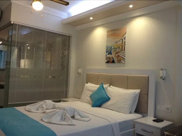 غرفة كومفورت بسرير كوين بإطلالة على البحر، Hotel Mola 2/6