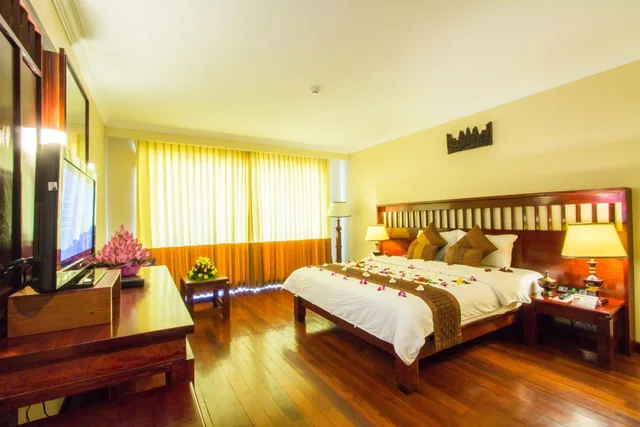 غرفة سوبيريور بسرير مزدوج أو سريرين منفصلين، Royal Empire Hotel 1/8