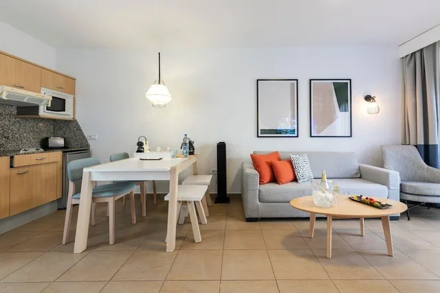 1 Bedroom, Premier, Suite, Single, HD Parque Cristobal Tenerife 3/4