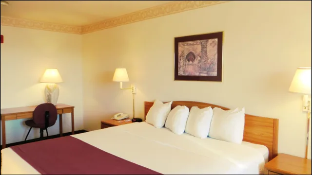 غرفة قياسية مفردة بسرير كينج، Peppermill Empress Inn 1/6