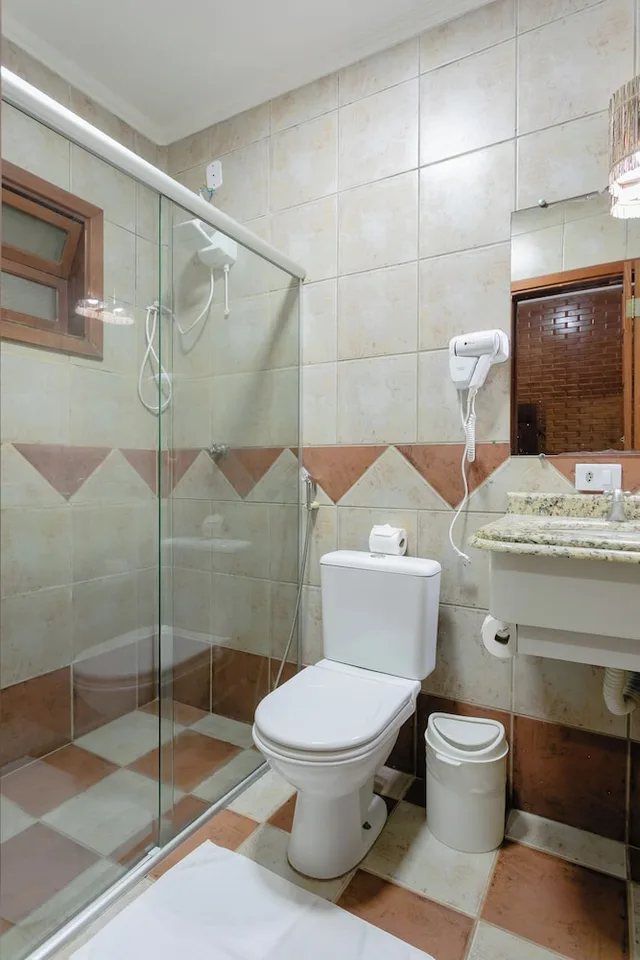 غرفة قياسية ثلاثية بثلاثة أسرّة، Hotel Pira Miuna 8/10
