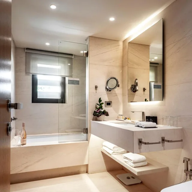 جناح ديلوكس بإطلالة جزئية على البحر، Somewhere Boutique Hotel Vouliagmeni 3/4