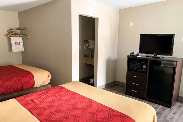 غرفة بسريرين كوين، Studio6 Suites Vancouver, WA - Waterfront 2/4