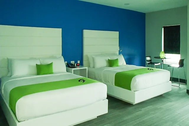 غرفة فاخرة بسريرين كوين، The Garland Hotel 1/1