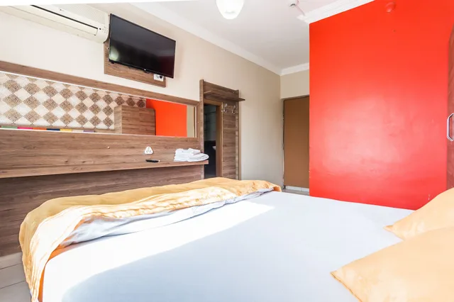 غرفة قياسية بسرير كوين، Twenty Hotel 7/10