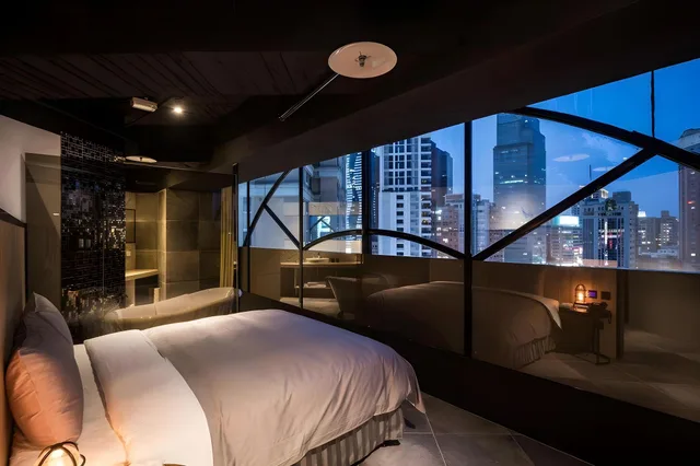 Semi Room, Deluxe, Semi Double Bed, Bathtub، Calligraphy Greenway Hotel 2/4