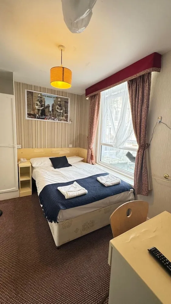 غرفة اقتصادية بسرير مزدوج بحمام مشترك، Hotel Earls Court 8/10