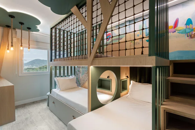 3 Bedrooms, Deluxe, Apartment, Mountain View, Hotel Santa Inn 7/10