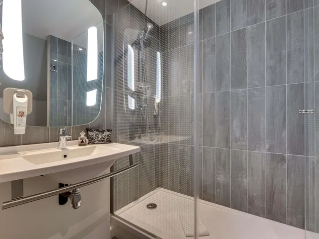 غرفة كومفورت بسرير مزدوج، ibis Paris Rueil Malmaison 7/9