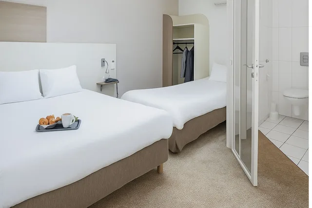 غرفة سوبيريور بسرير مزدوج وسرير فردي، Campanile Epinal Centre - Gare 3/10