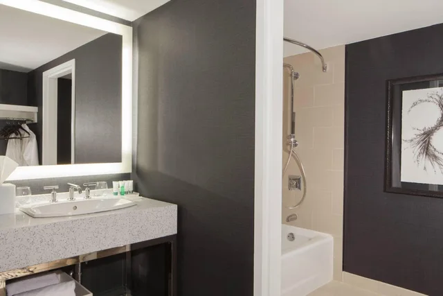 Deluxe, 2 Double Beds, Executive Level، The Westin Princeton at Forrestal Village 4/5