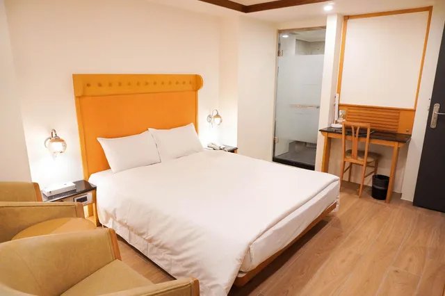Business, Suite, 1 Queen and 1 Double Bed, Kao Yuan Hotel Chungchen Road 1/1