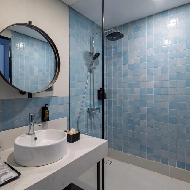 استوديو 25، ARTOTEL Hub Simpang Temu 4/5