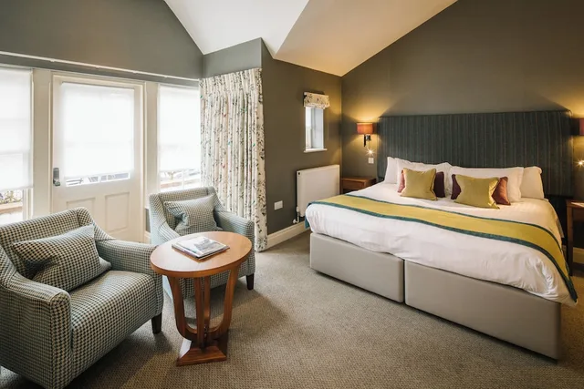 غرفة سيغنتشر بسرير مزدوج أو سريرين منفصلين، Lindeth Howe Hotel 1/5