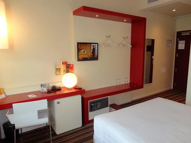 Quality, Triple, 1 Double and 1 Single Bed، Quality Hotel Michelino Bologna Fiera 2/10
