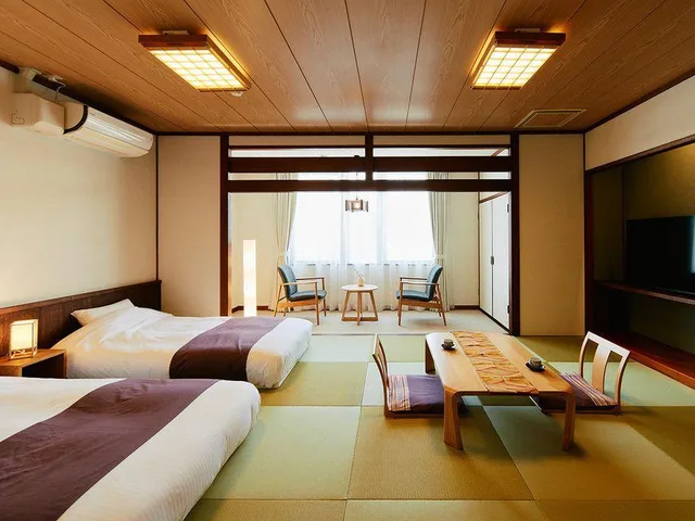Japanese Western, 4 Beds, Hotel Yutoria Fujisato 1/1