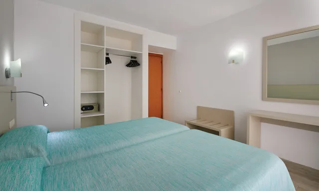 1 Bedroom, Apartment, Single, Cala D or Playa Apartments 1/5