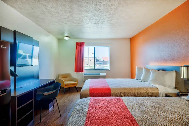 غرفة ديلوكس بسريرين كوين بمطبخ، Motel6 Percival, IA 1/4