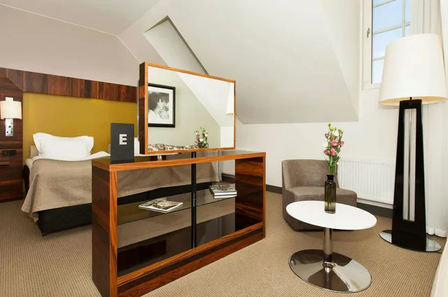 Deluxe Double C2D، Elite Hotel Marina Tower 5/5