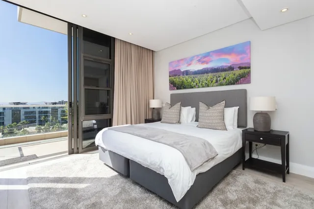 غرفة بريميير بسرير كينج بـ3 غرف نوم بمسبح خاص، Mountain Marina Luxury Apartments 4/10