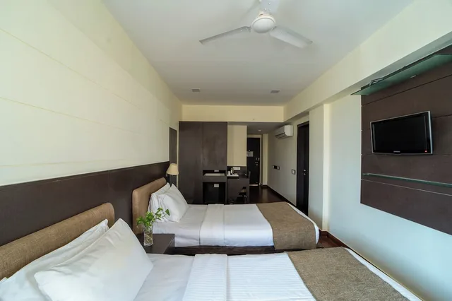 غرفة سوبيريور بسرير كوين، Whispering Palms Jaipur Hotel 2/10