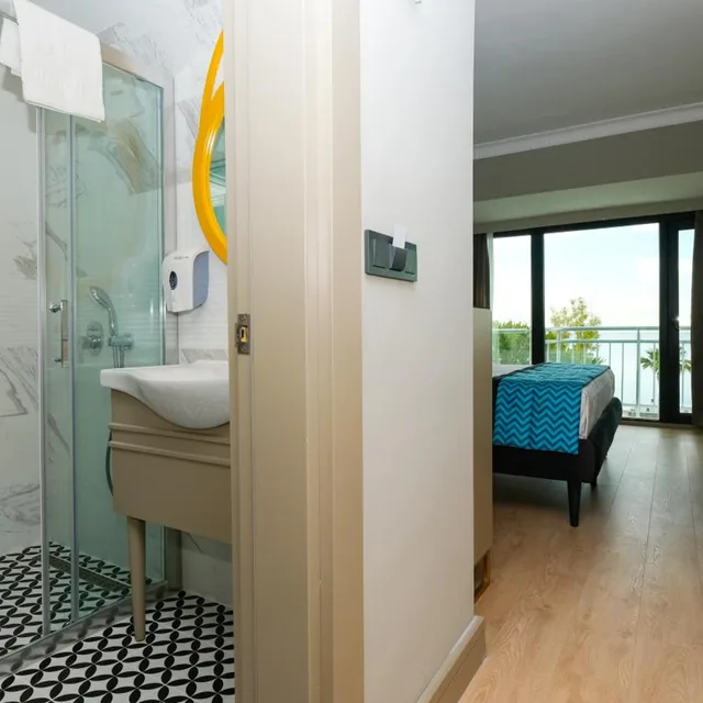 غرفة ديلوكس بسرير مزدوج أو سريرين منفصلين بإطلالة على البحر، Sea City Devran Hotel & Spa 9/10