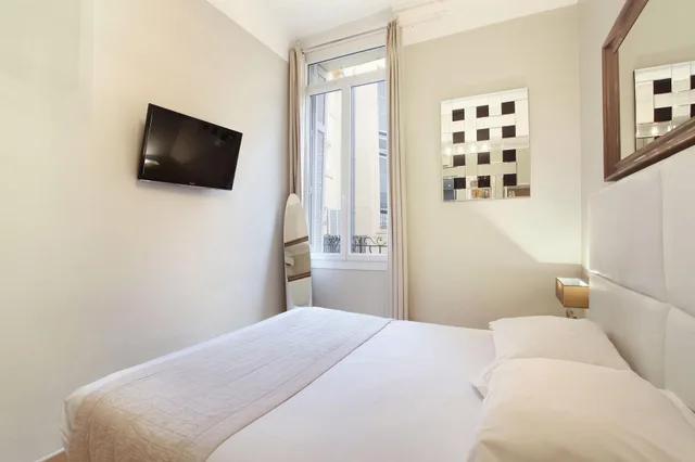Charme، HOTEL DE FRANCE 1/3