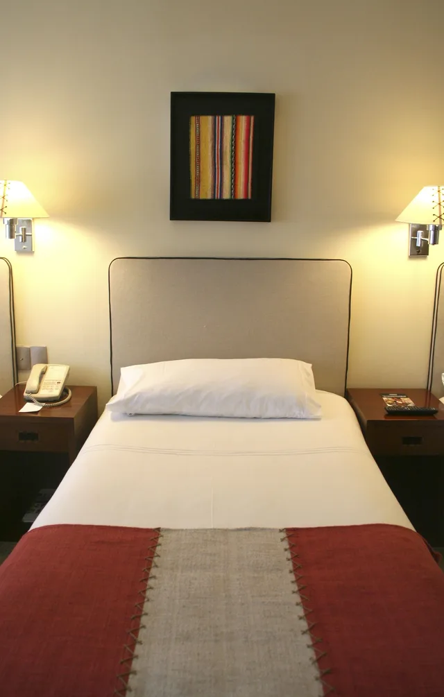 غرفة ثلاثية بثلاثة أسرّة، Almacruz Hotel y Centro de Convenciones 2/4