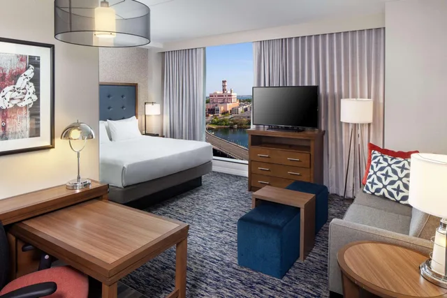 جناح استوديو بسرير كينج مع أريكة لذوي الإعاقة، Homewood Suites By Hilton Boston Seaport Ma 2/4